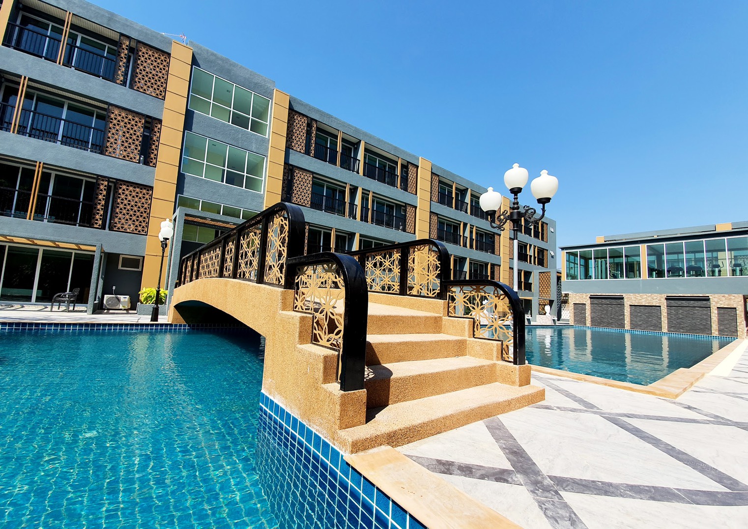 Golden Sea Hua Hin