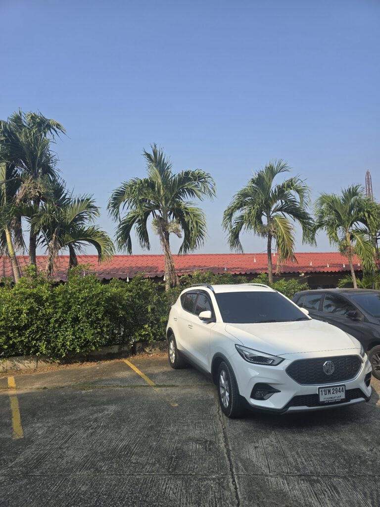 Hinlekfai Car Rental Hua Hin (รถเช่าหัวหิน)