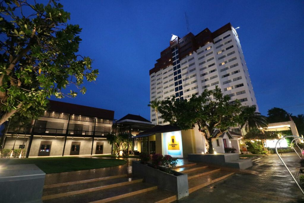 Huahin Grand Hotel and Plaza