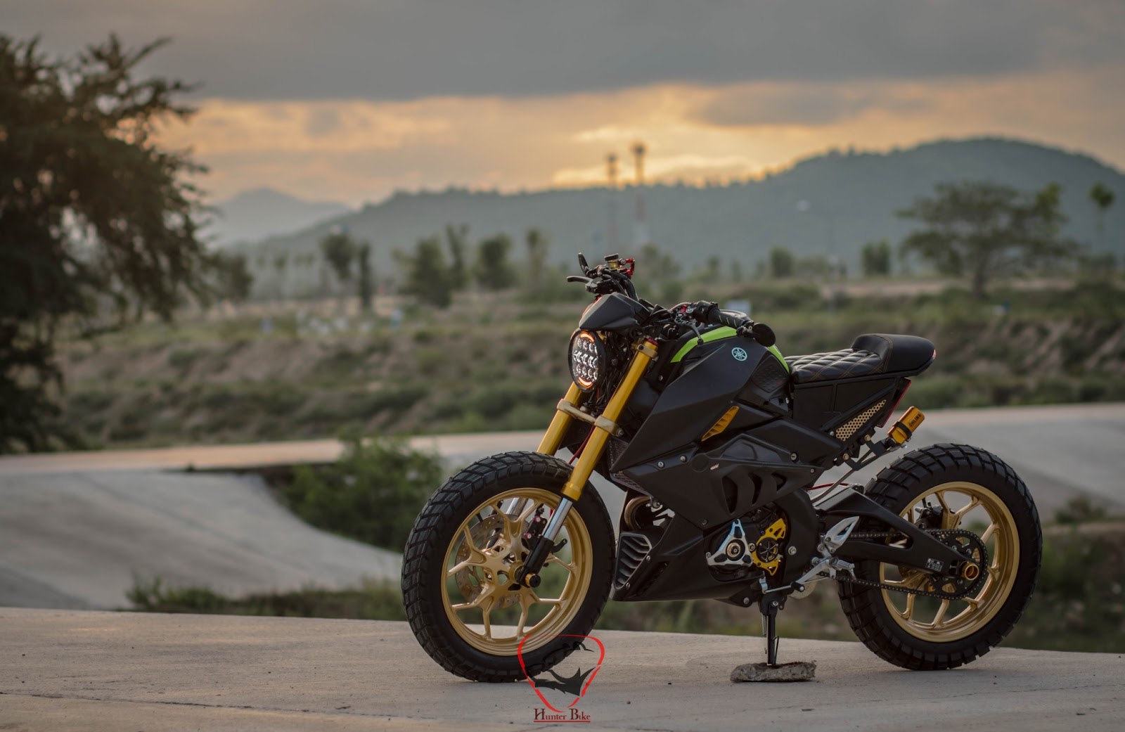 Hunter Bike Garage