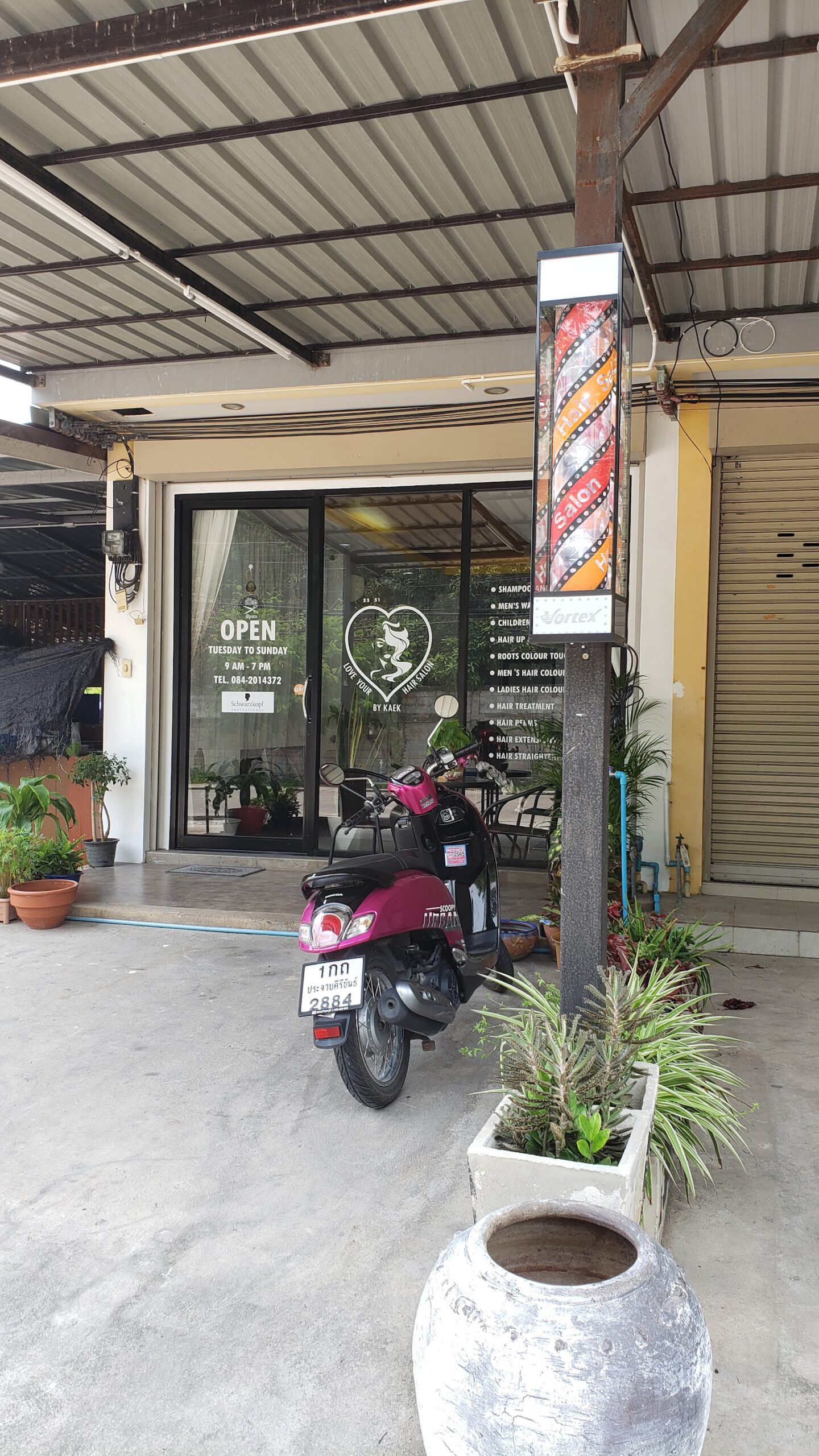 Love Your Hair Salon By Kaek