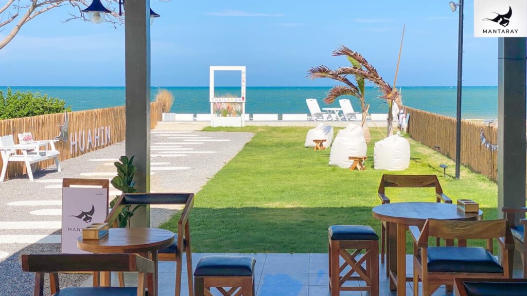 Mantaray Cafe Huahin . Coffee & Bakery