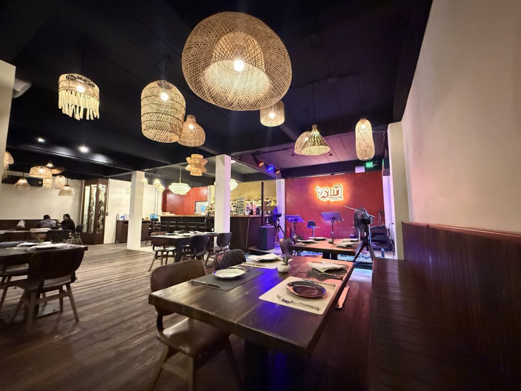 Naga Cafe and Restaurant