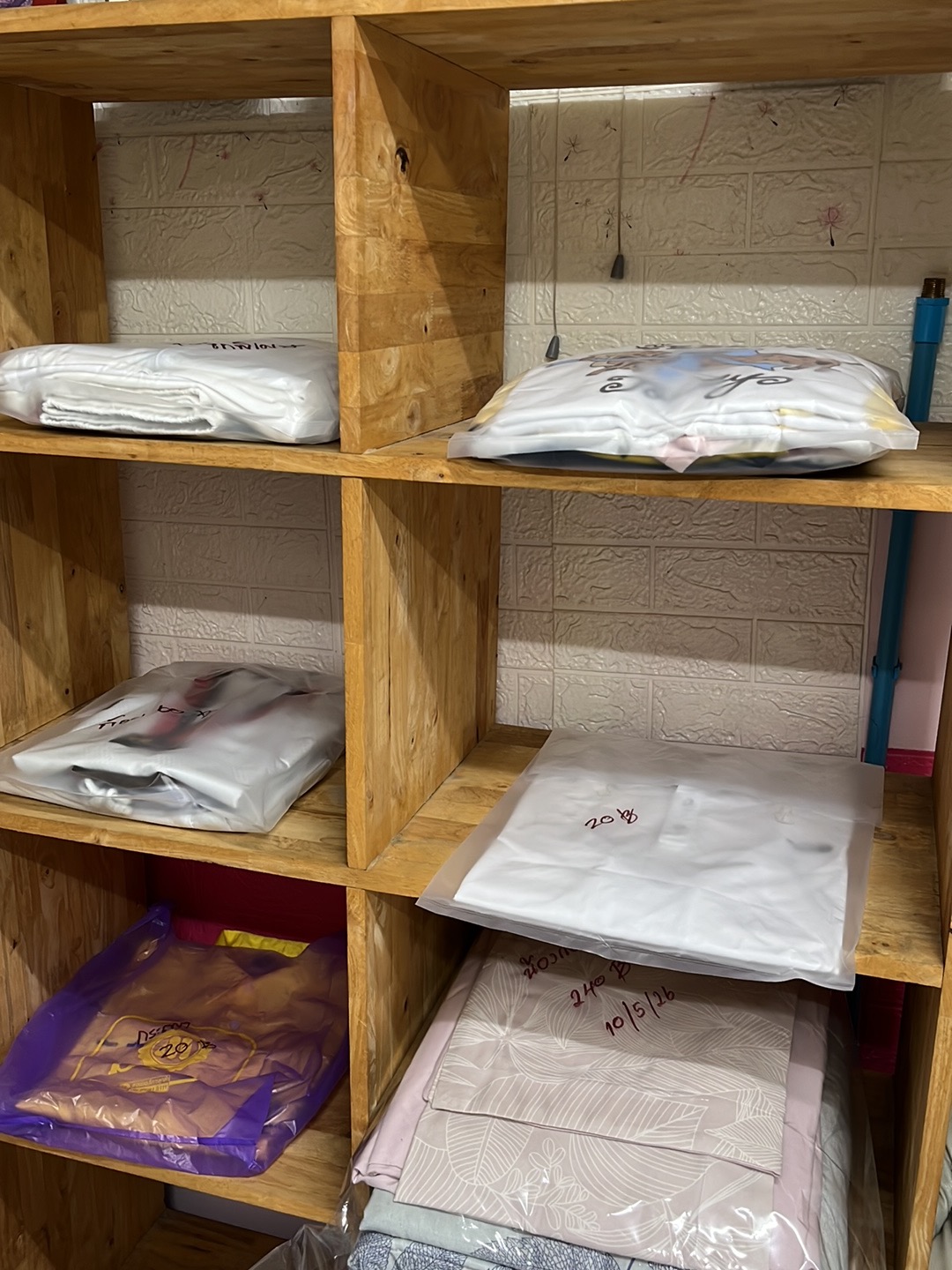 Soi11 Laundry Delivery ซักอบรีด