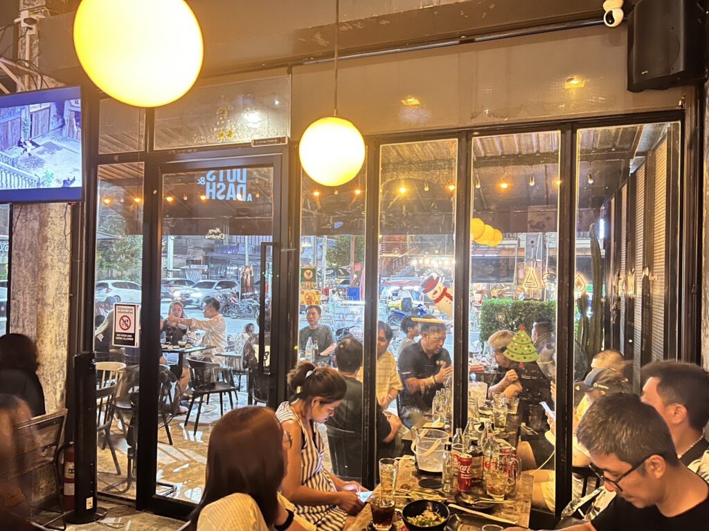 Three Dots & A Dash Huahin
