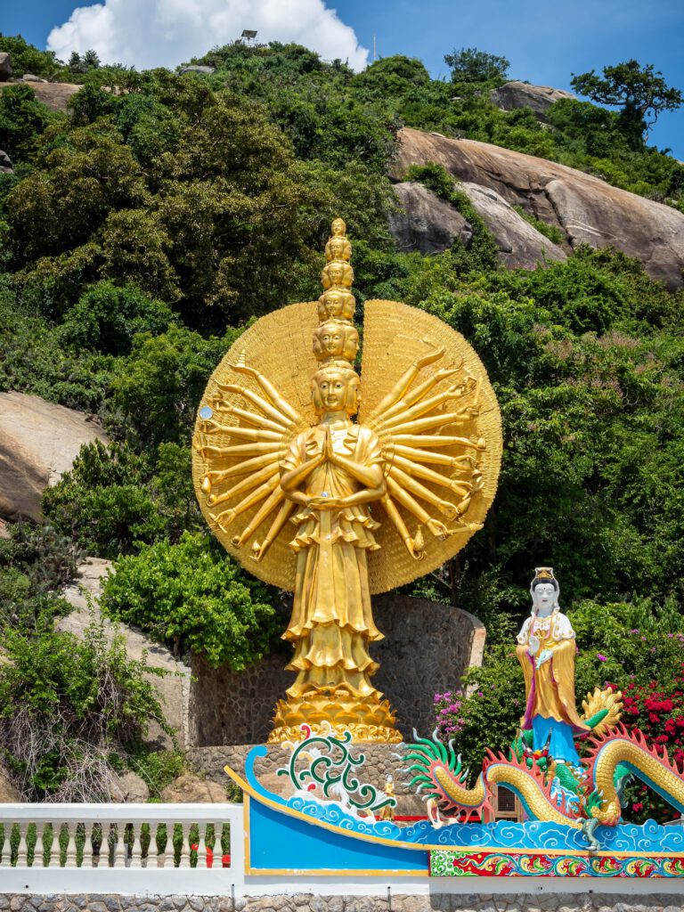 Wat Khao Takiap