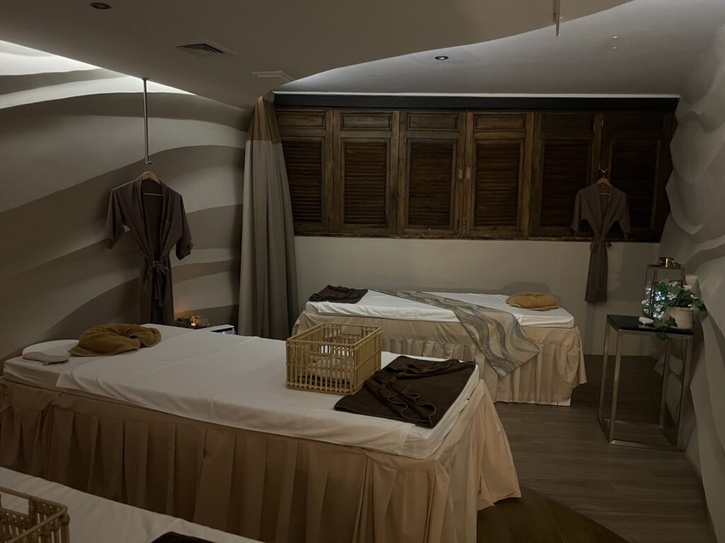Well Retreat & Massage เวล รีทรีท & มาสสาจ นวดเพื่อสุขภาพ